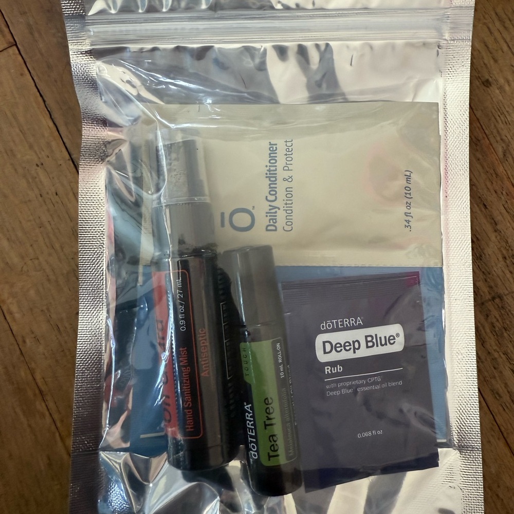 doTERRA Essential Oils and Deep Blue Rub Kit